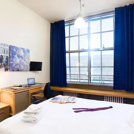 Camplus Living Lingotto Hotel 3*